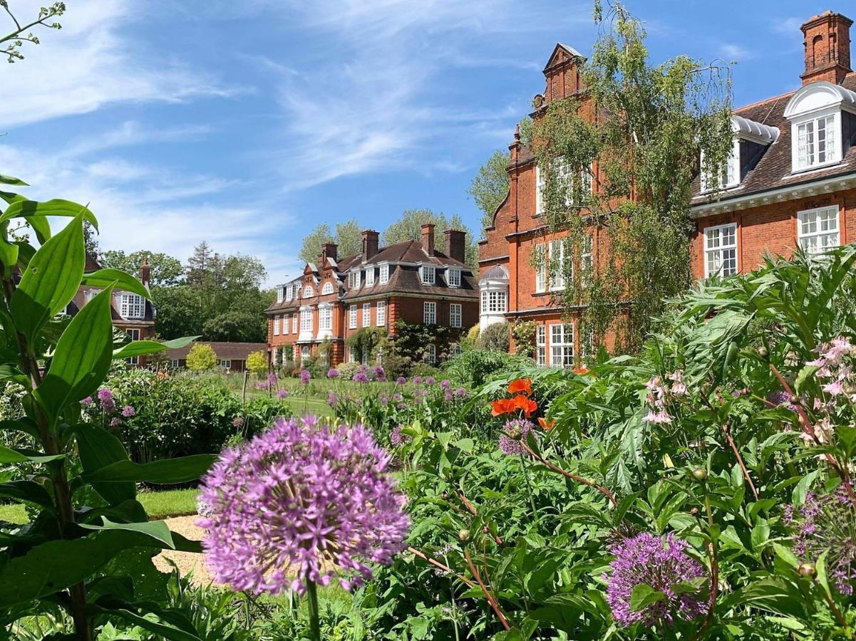 Newnham College - University Of Cambridge Zewnętrze zdjęcie